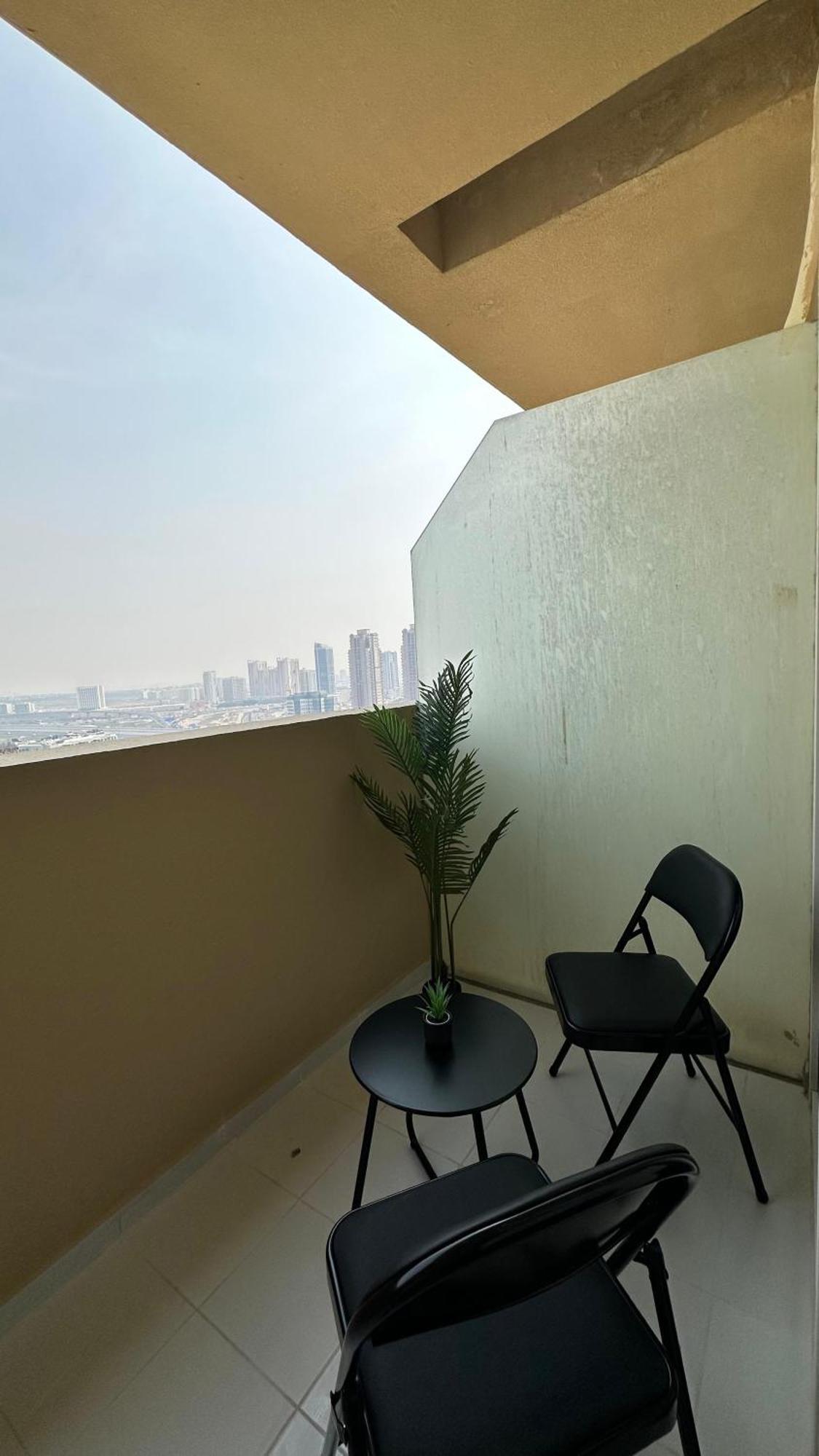 Your Perfect Stay In Jvc دبي المظهر الخارجي الصورة